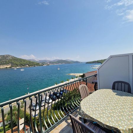 Apartmani "Ivan" Marina Kültér fotó