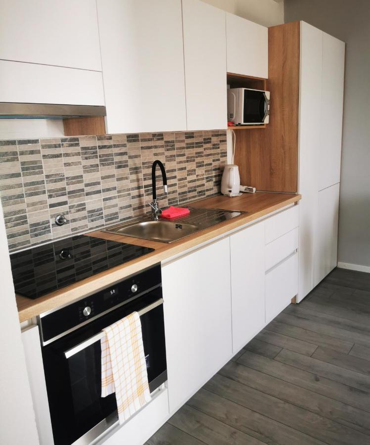Apartmani "Ivan" Marina Kültér fotó