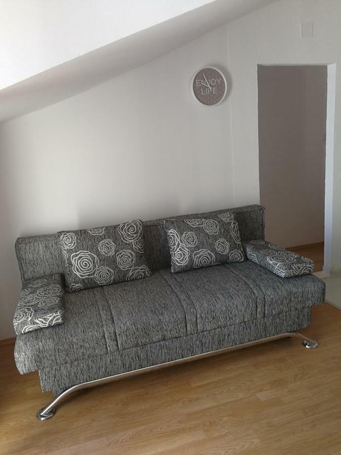 Apartmani "Ivan" Marina Kültér fotó